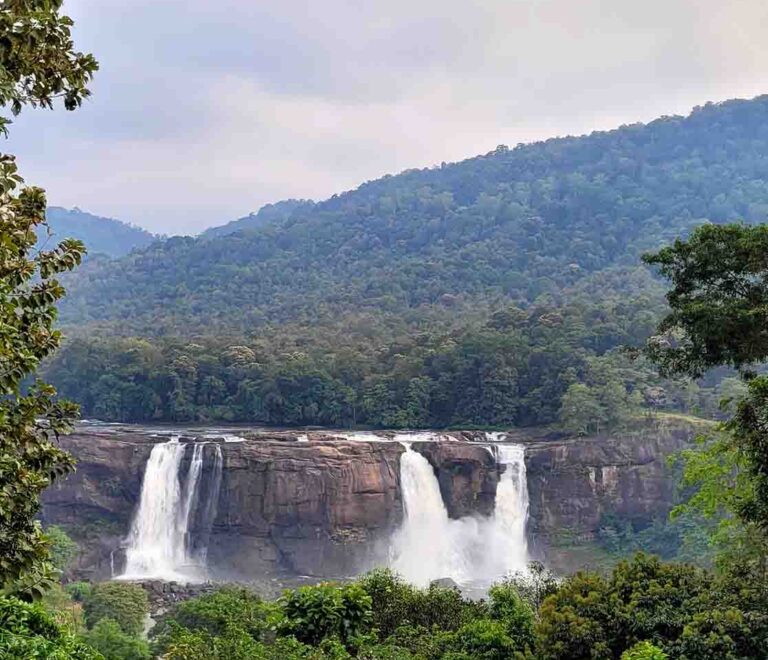 Athirappilly Water Falls | Cochin airport taxi services 