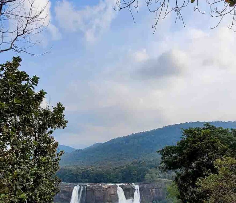 Athirappilly Water Falls | Cochin airport taxi services 