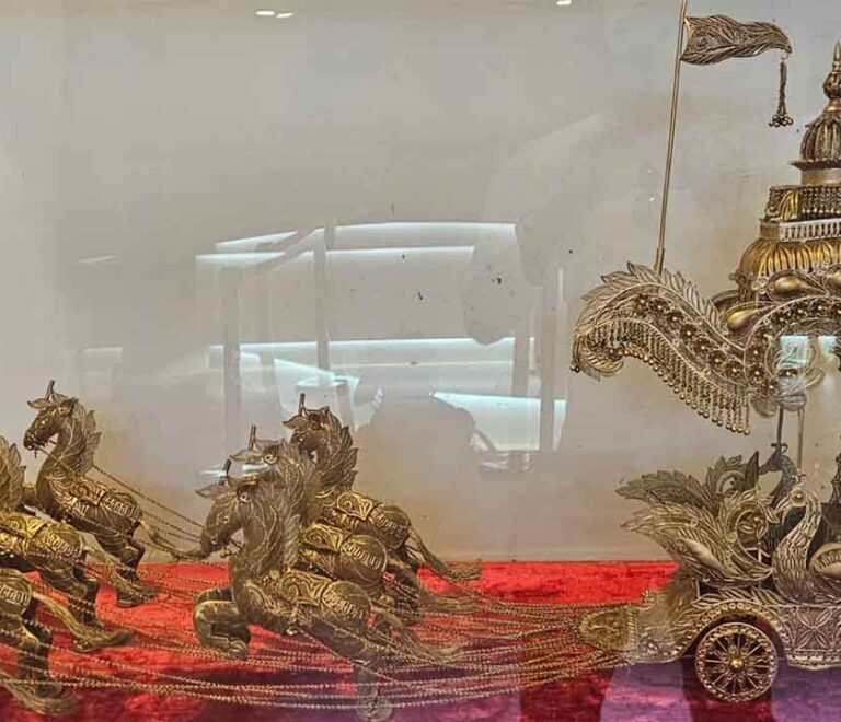 Jadayupara | Cochin airport taxi services