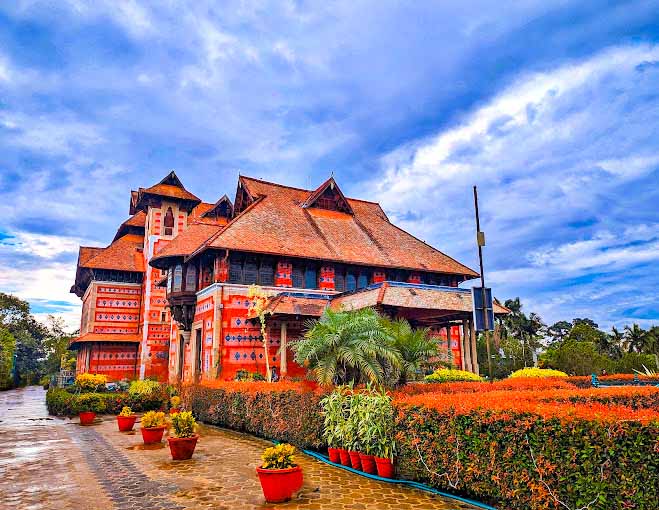 Napier Museum in Trivandrum featuring a blend of Indian, Chinese, and Mughal architectural styles