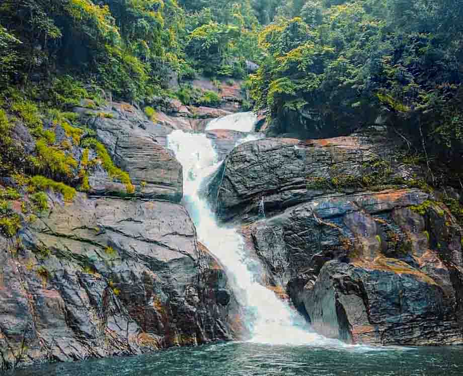 Meenmutty Waterfalls